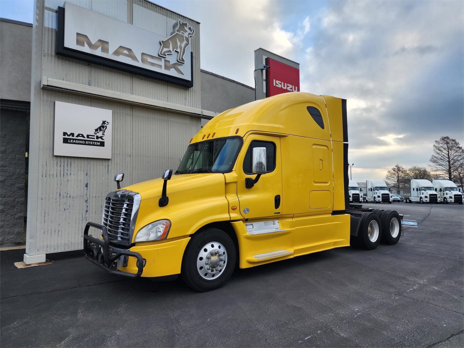 2018 Freightliner Cascadia 125 Evolution Vanguard Truck Centers