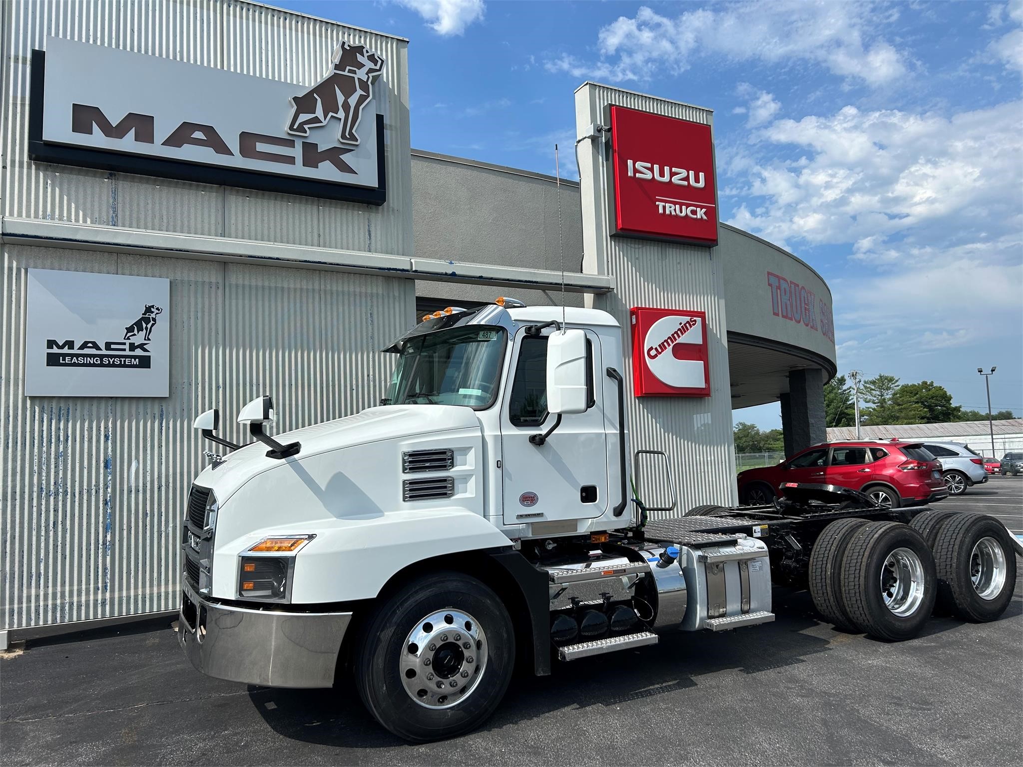 2025 MACK ANTHEM 64T - image 1 of 6