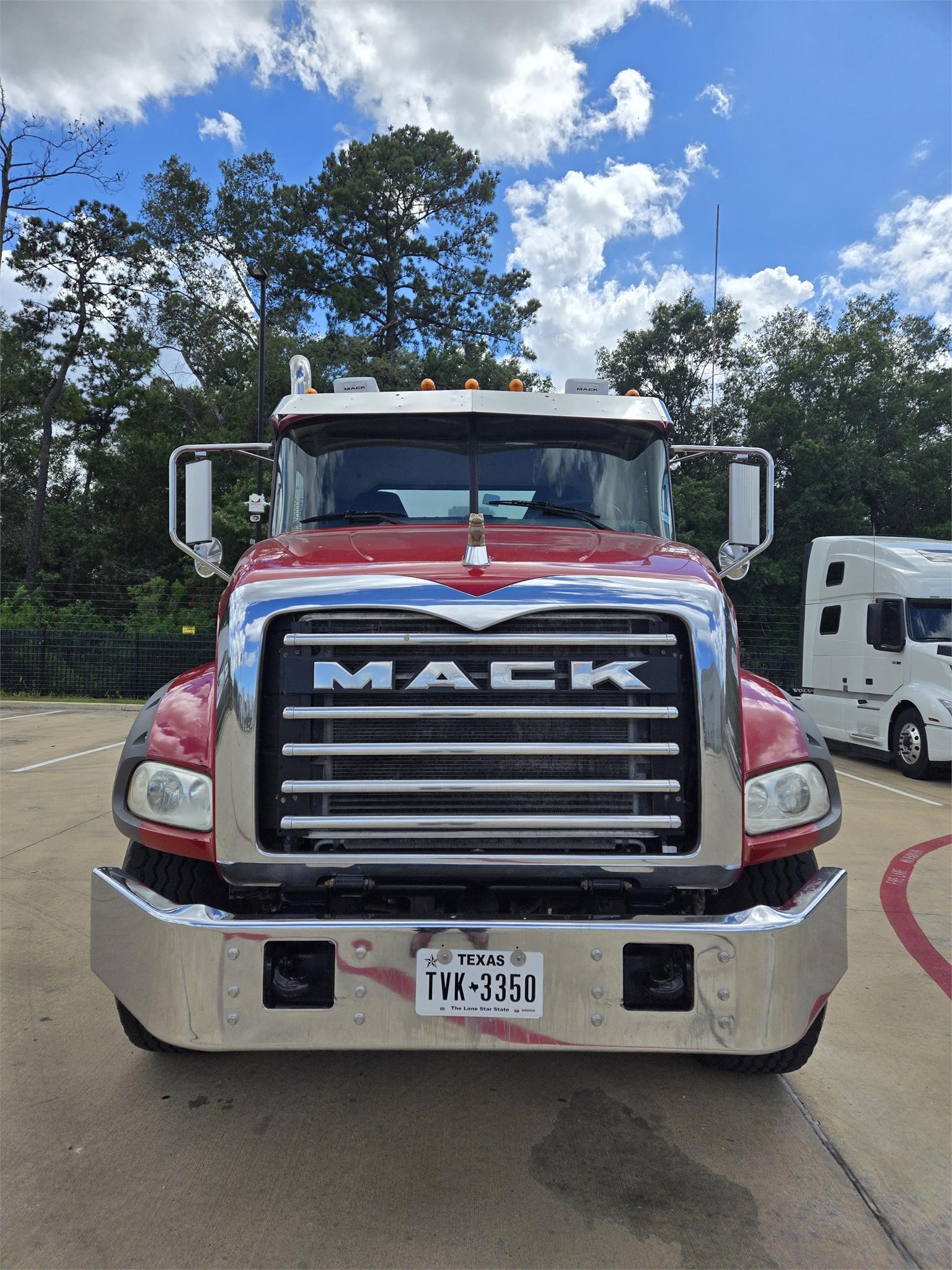 2019 MACK GRANITE 64BR - image 2 of 6