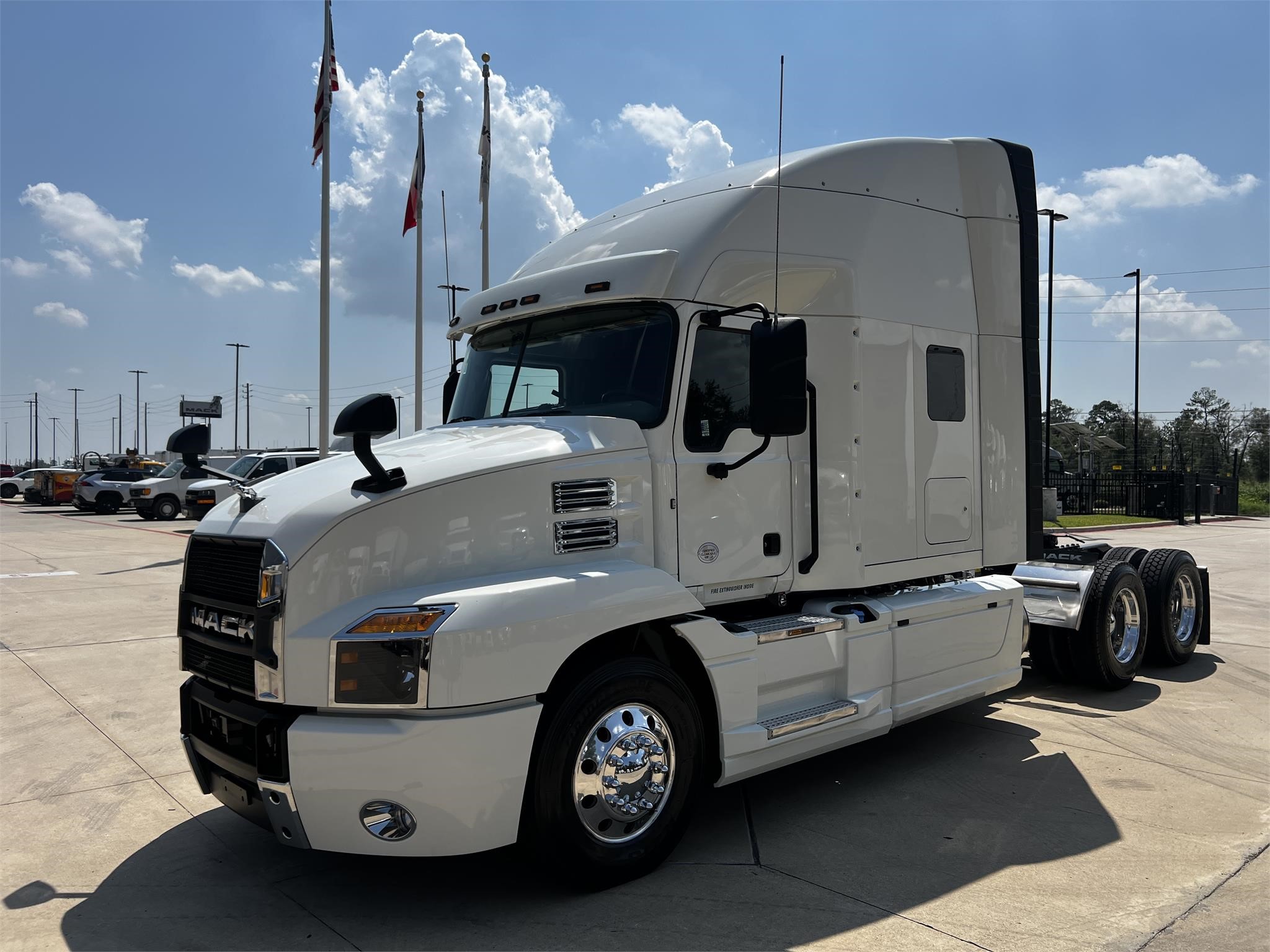 2020 MACK ANTHEM 64T - Vanguard Truck Centers