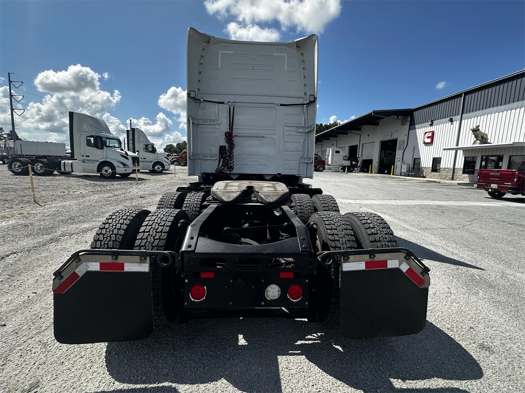 2020 VOLVO VNL64T760 - image 6 of 6