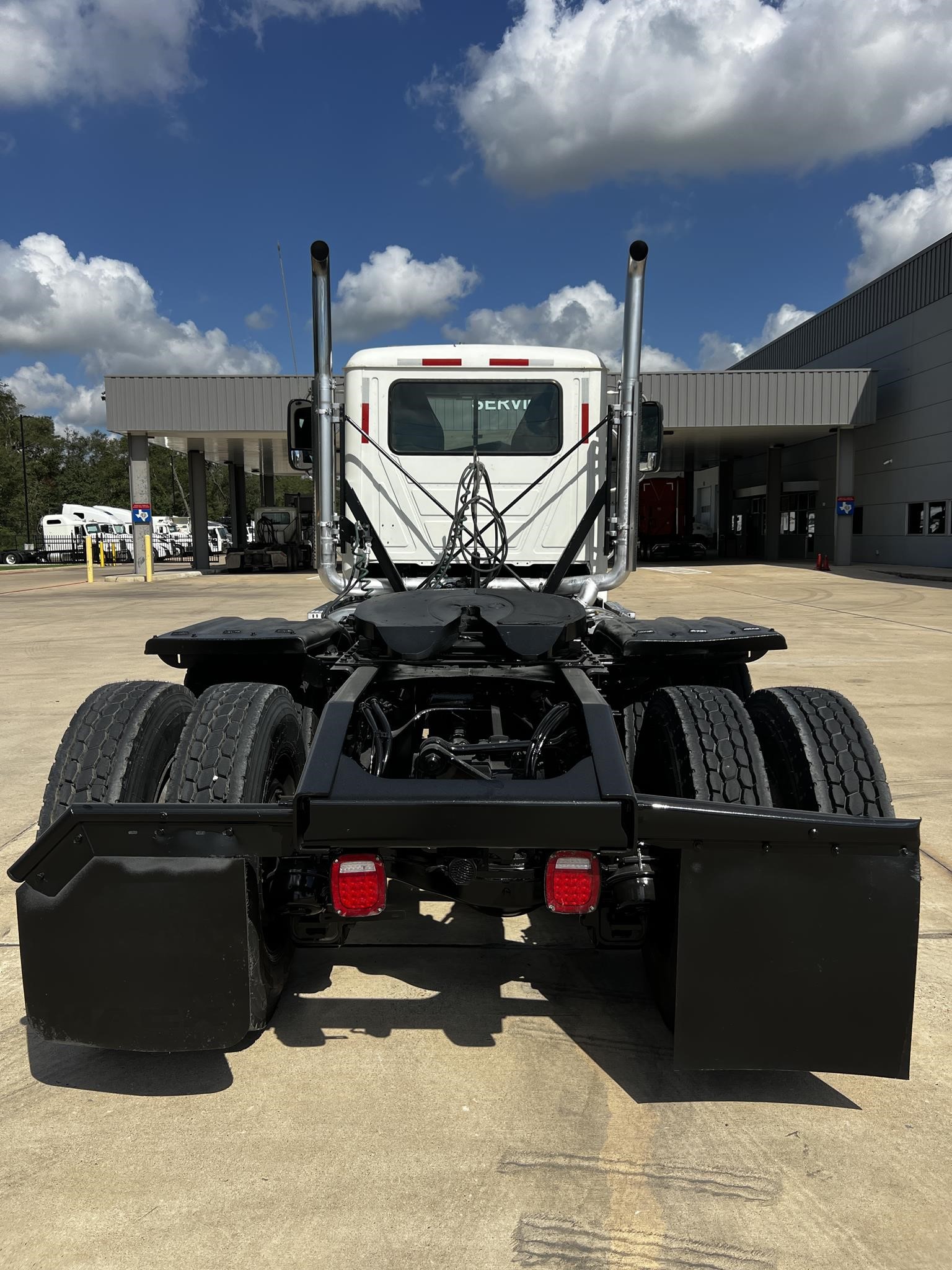 2019 MACK PINNACLE 64T - image 6 of 6