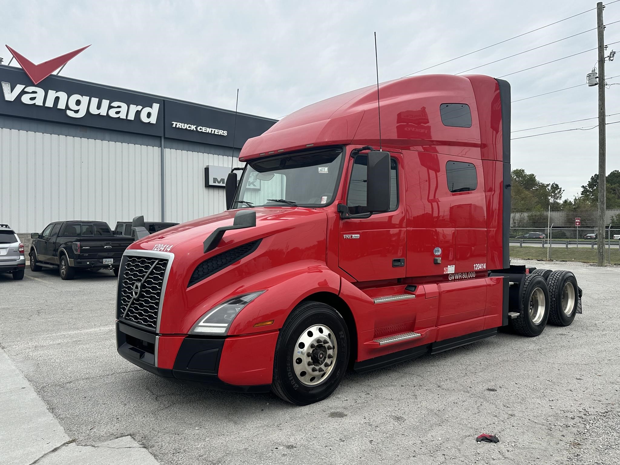 2020 VOLVO VNL64T760 - image 1 of 6