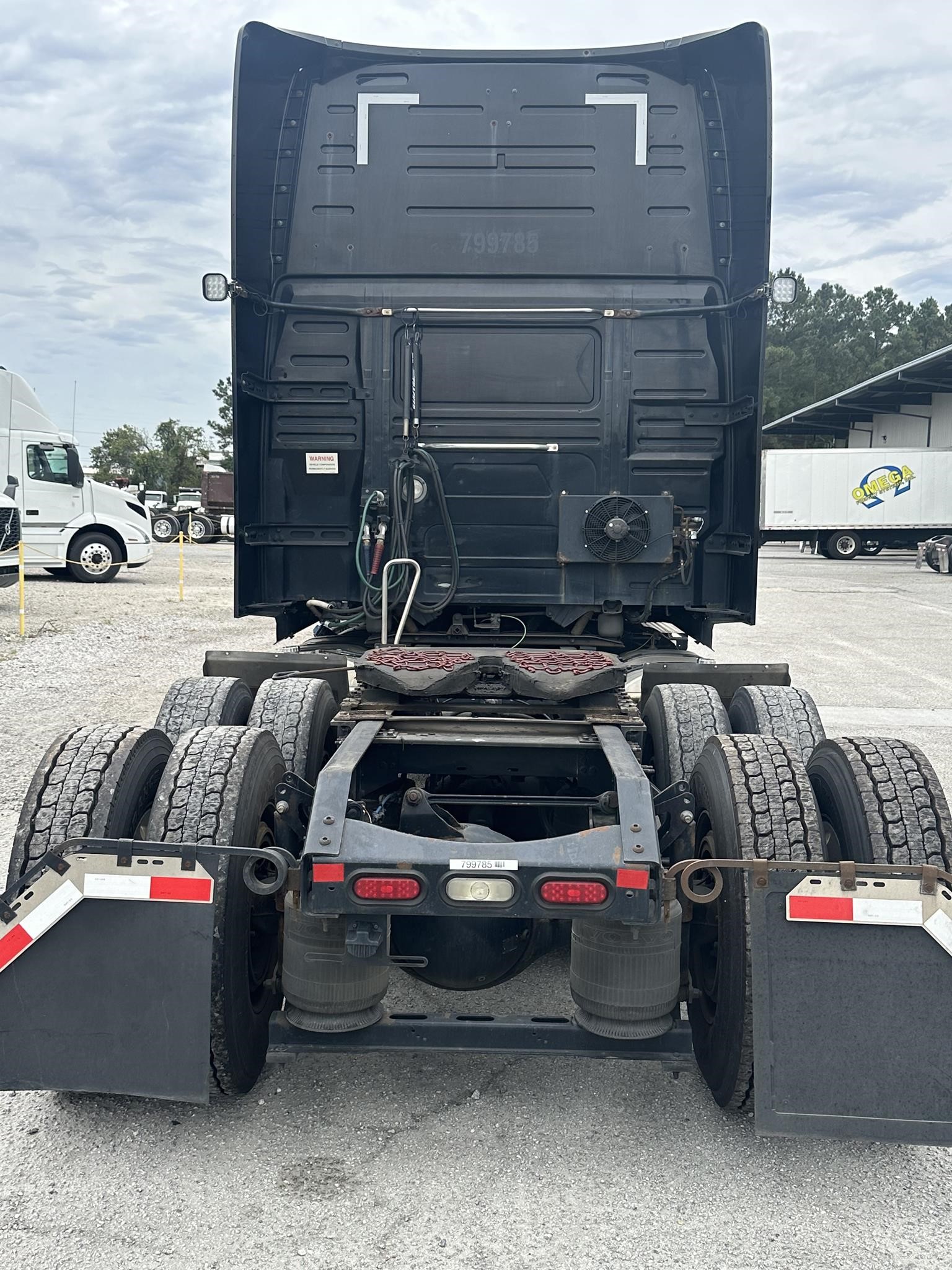 2019 VOLVO VNL64T760 - image 6 of 6