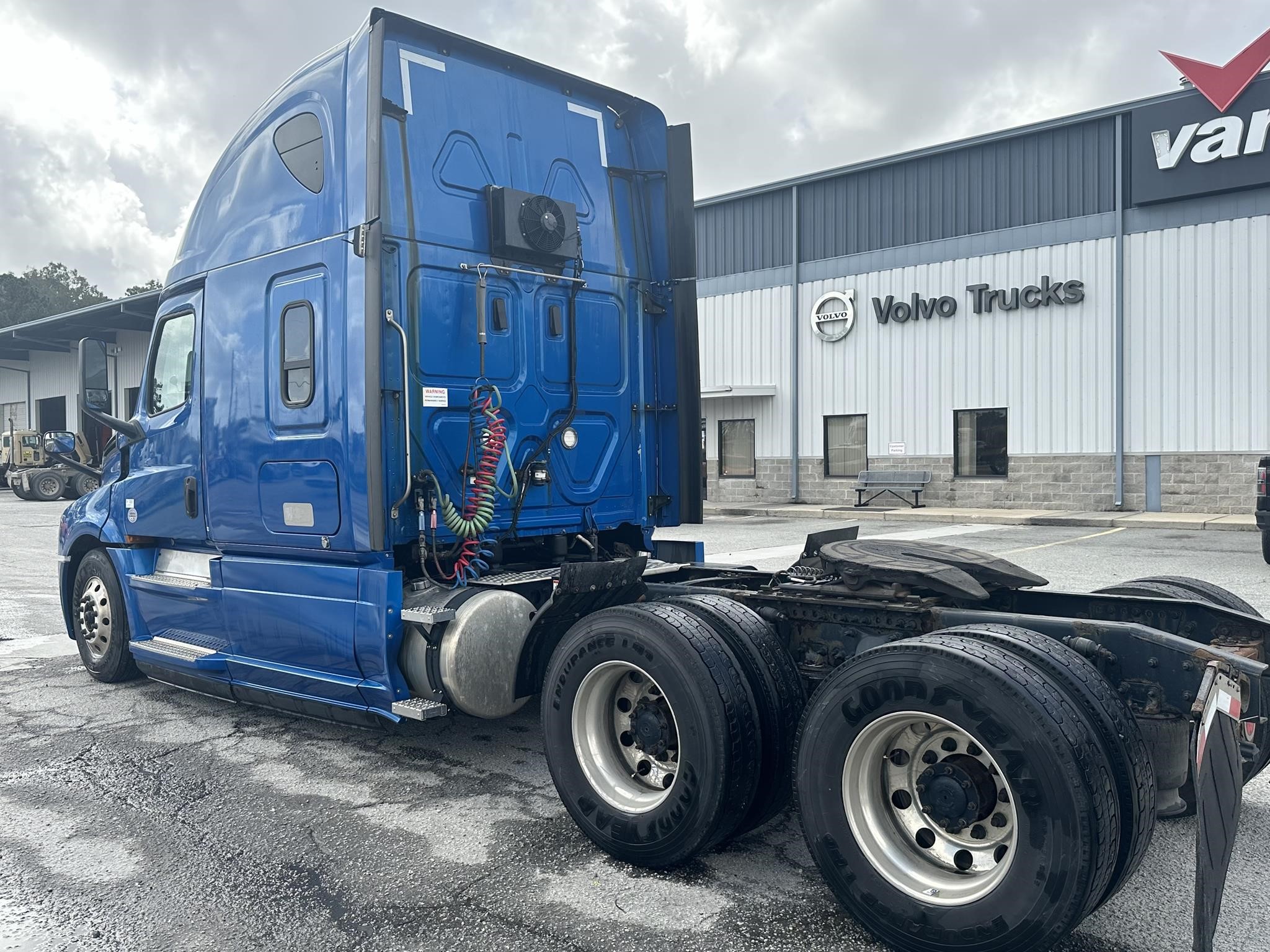 2019 FREIGHTLINER CASCADIA 126 - image 6 of 6