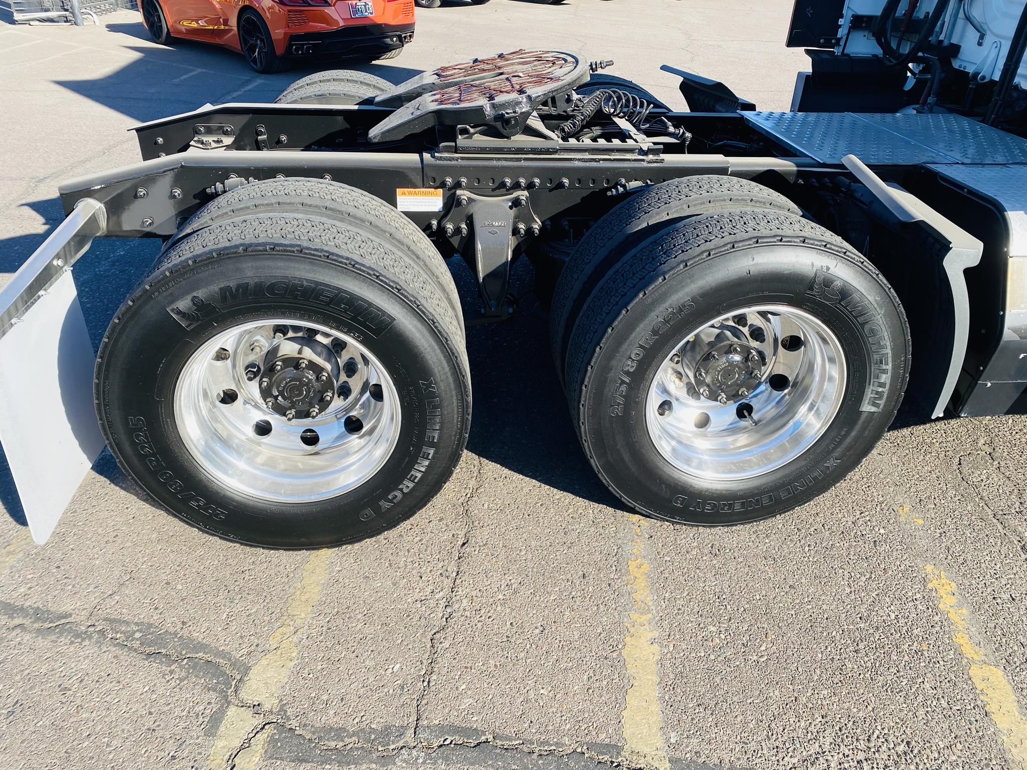 2020 FREIGHTLINER CASCADIA 126 - image 6 of 6