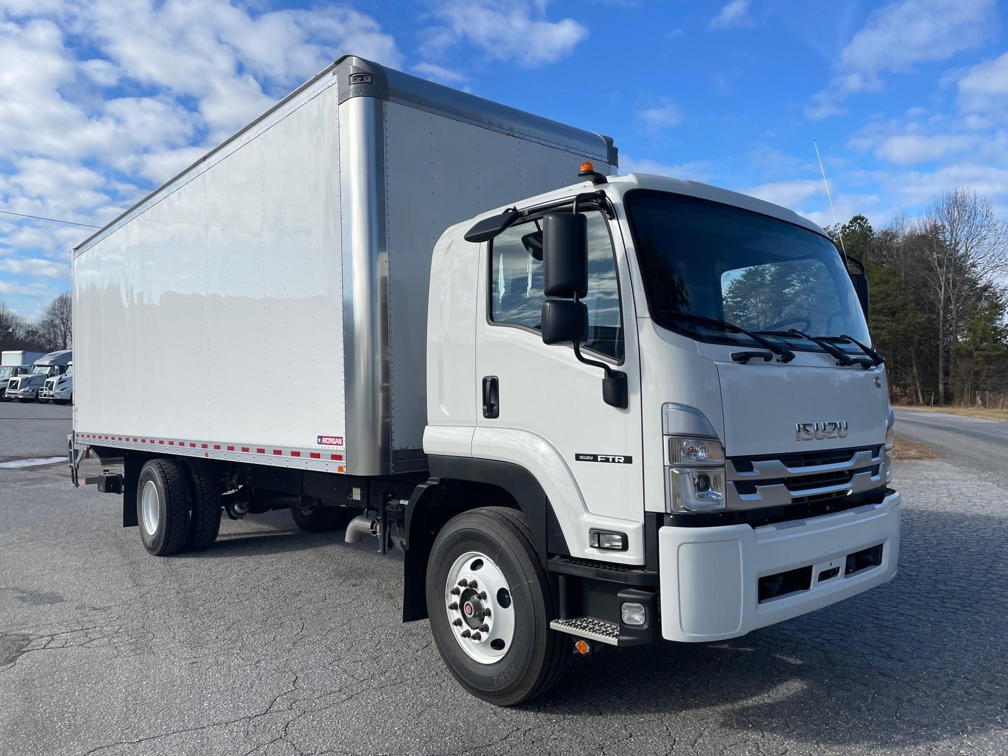 2025 ISUZU FTR - image 3 of 6