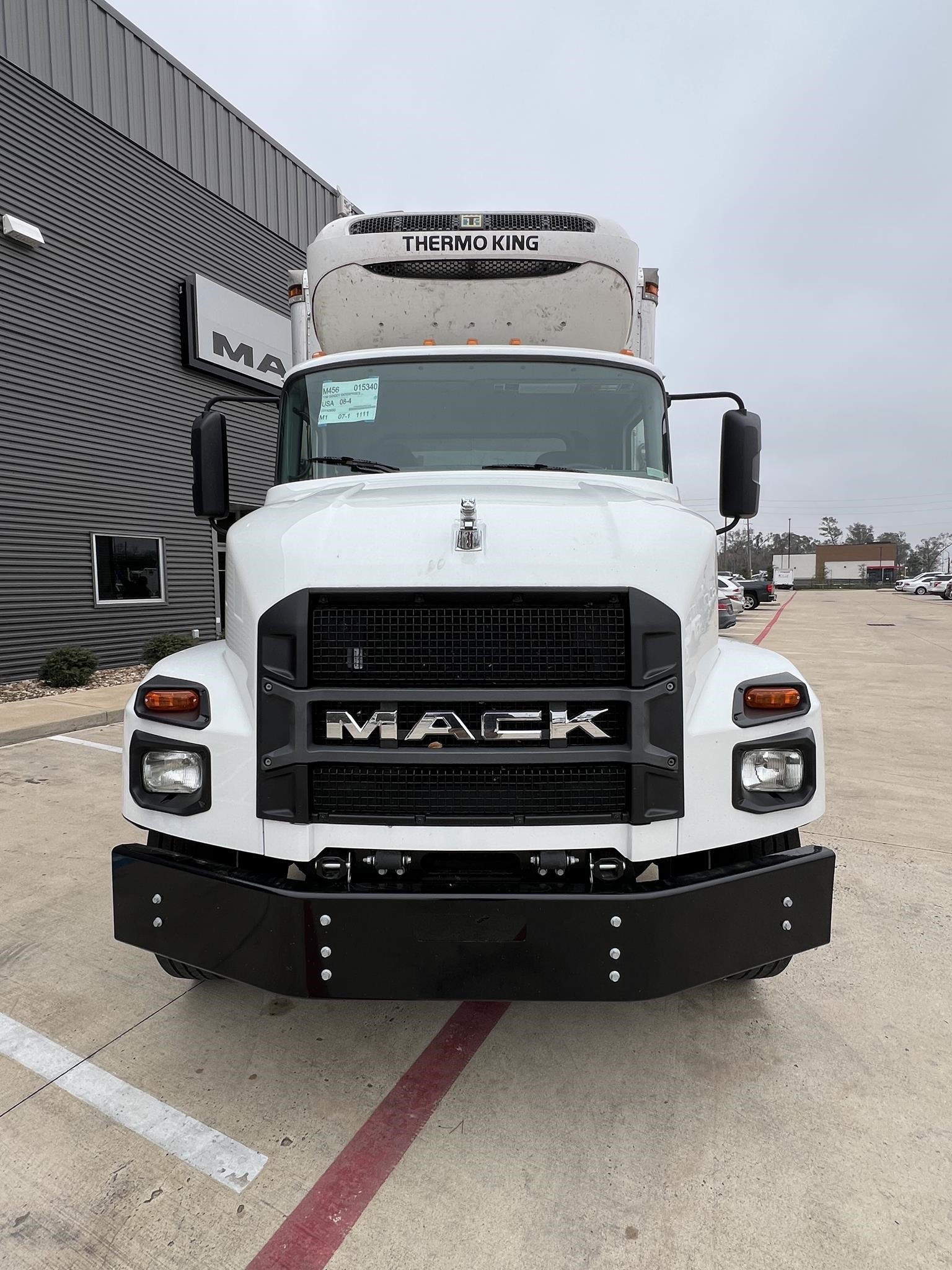 2025 MACK MD6 - image 2 of 6