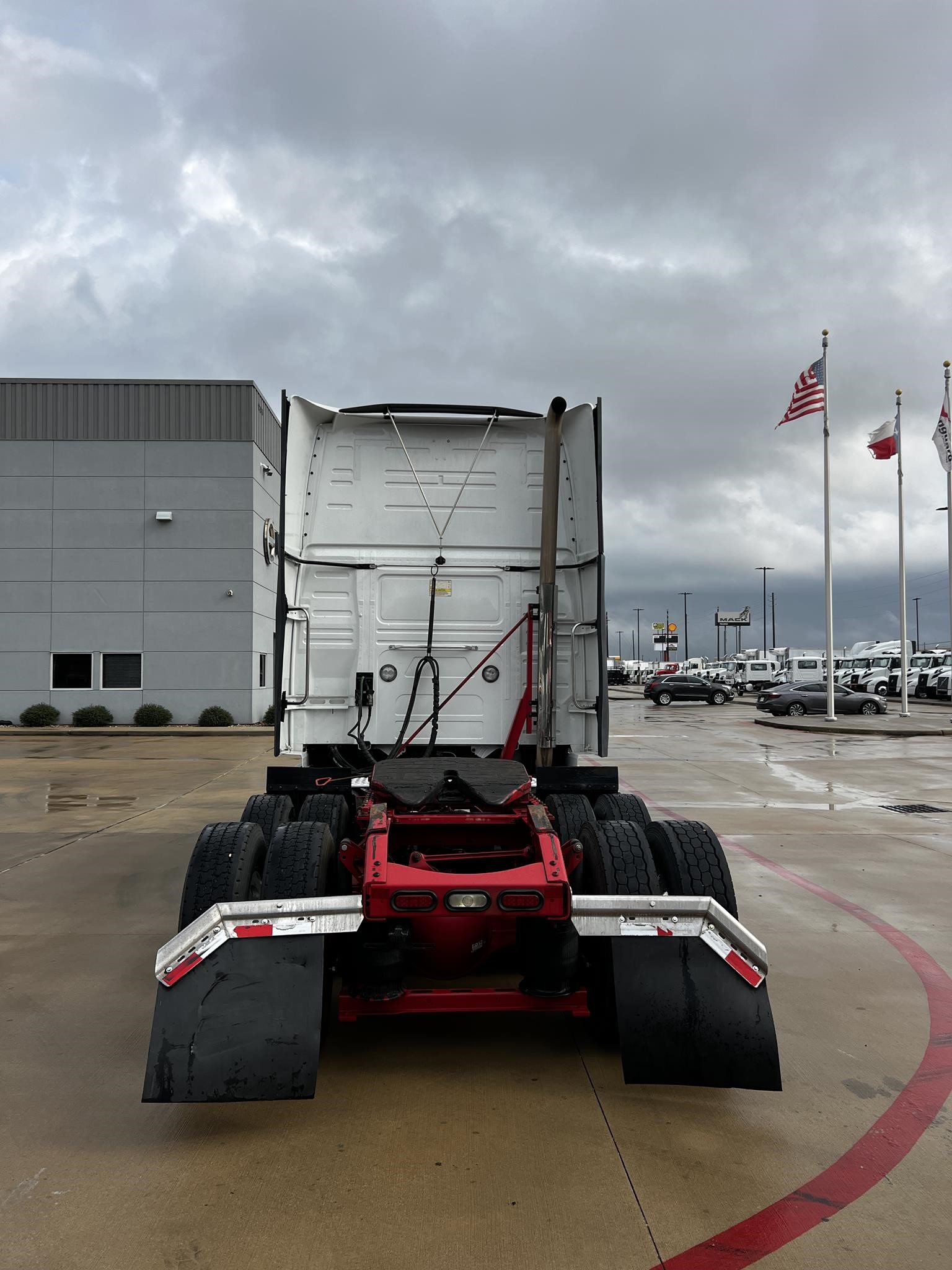 2020 VOLVO VNL64T860 - image 6 of 6