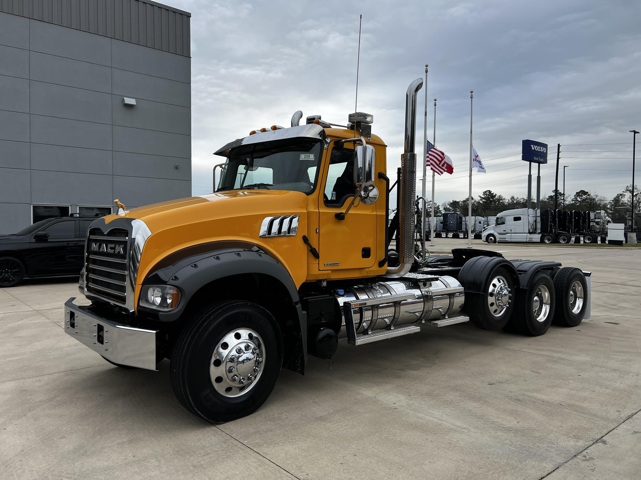 2023 MACK GRANITE 64FT - image 1 of 6