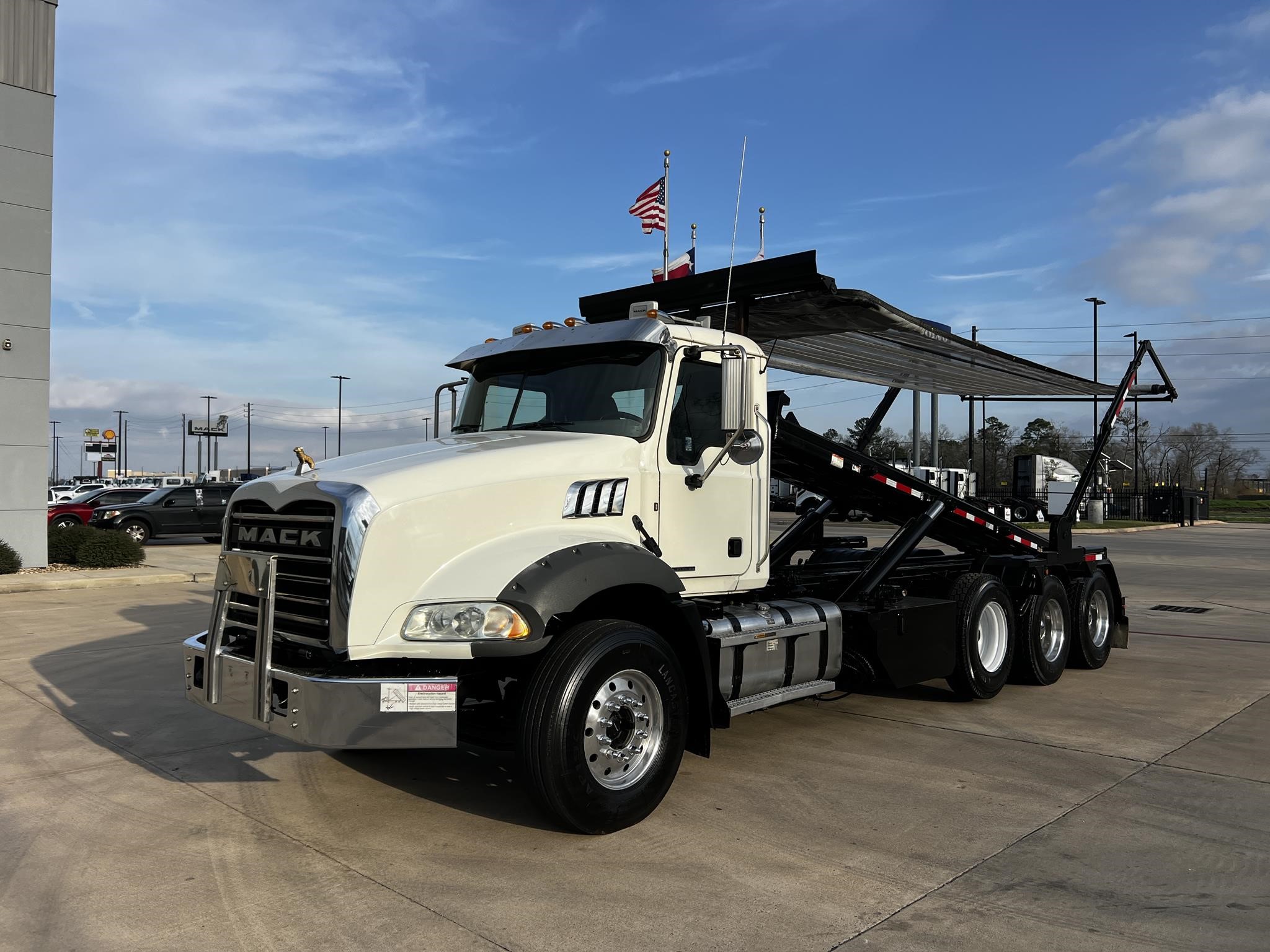 2019 MACK GRANITE 64BR - image 1 of 6