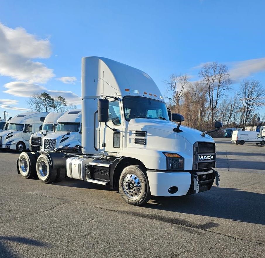 2020 MACK ANTHEM 64T - image 1 of 6